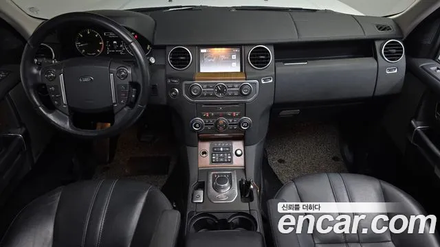 Land Rover Discovery — интерьер