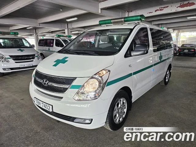 Hyundai Starex