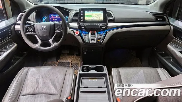 Honda Odyssey — интерьер
