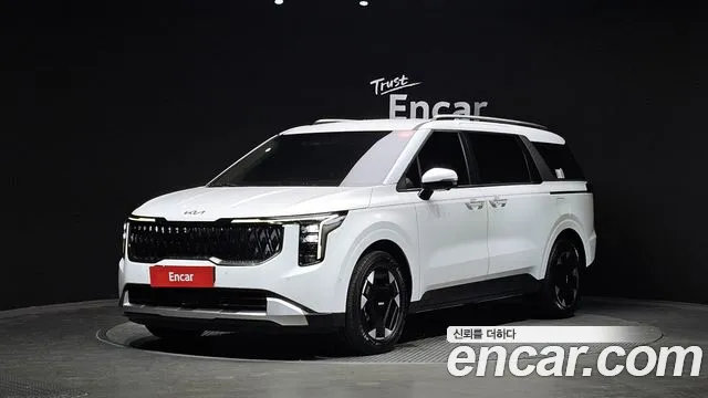 Kia Carnival — экстерьер