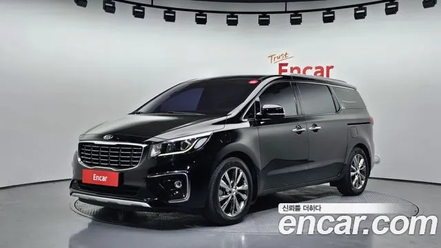 Kia Carnival — экстерьер