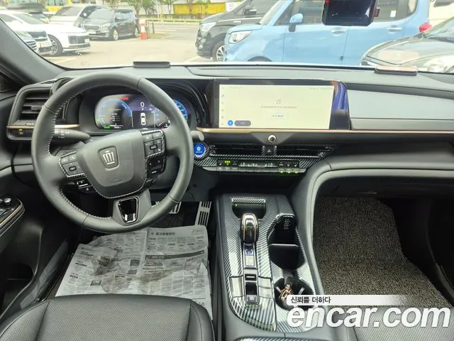 Toyota Crown — интерьер