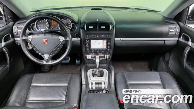 Porsche Cayenne — интерьер