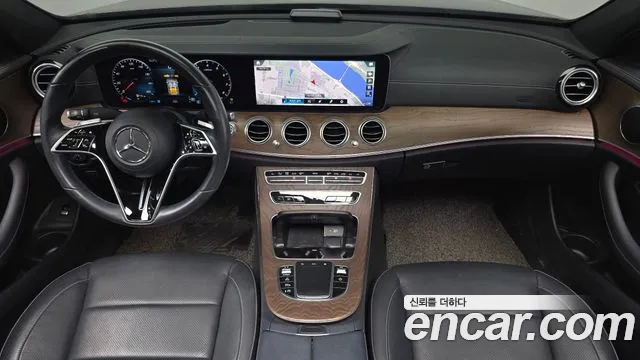 Mercedes-Benz E-класс — интерьер