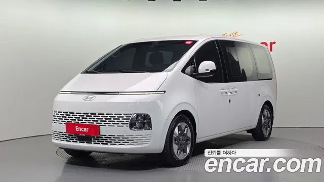 Hyundai Staria