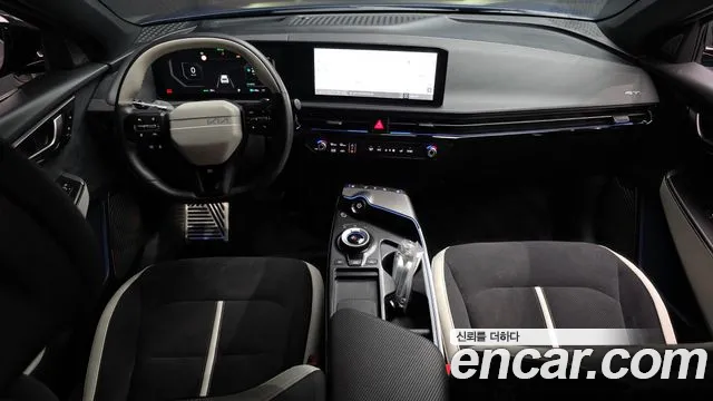 Kia EV6 — интерьер