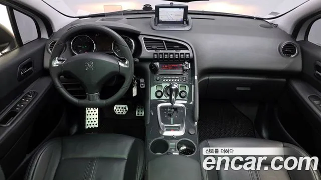 Peugeot 3008 — интерьер