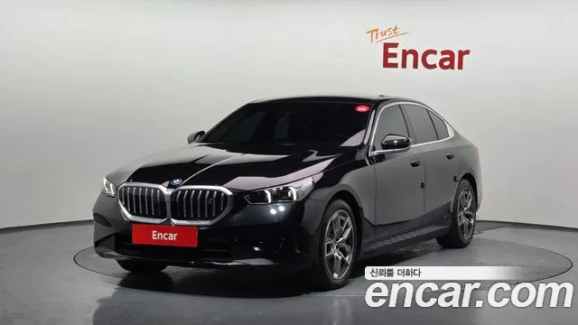 BMW i5