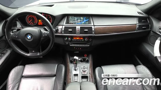 BMW X5 — интерьер