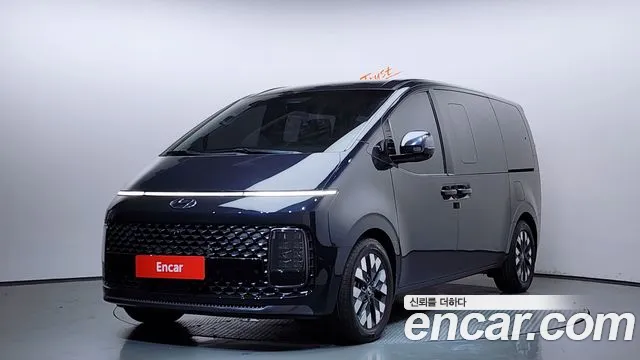 Hyundai Staria