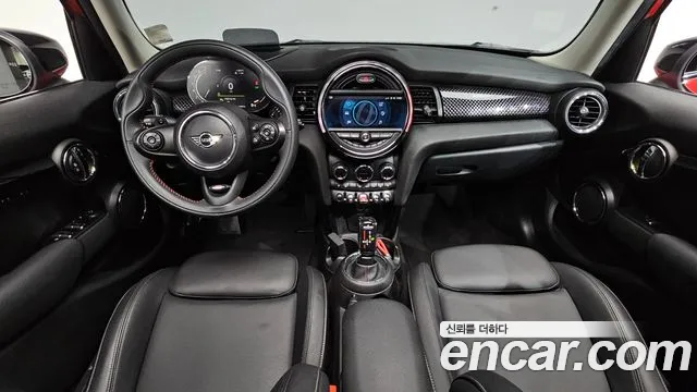 MINI Cooper — интерьер
