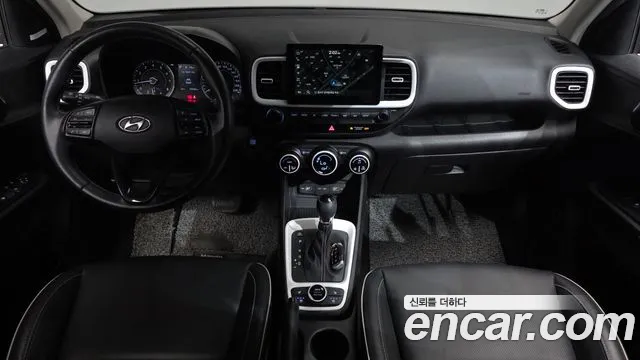 Hyundai Venue — интерьер