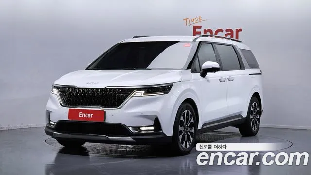 Kia Carnival — экстерьер