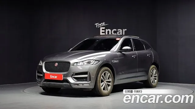 Jaguar F-Pace