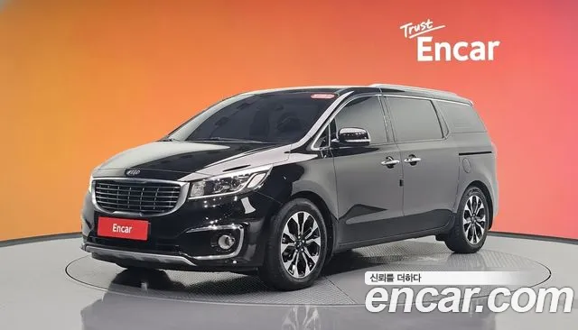 Kia Carnival — экстерьер