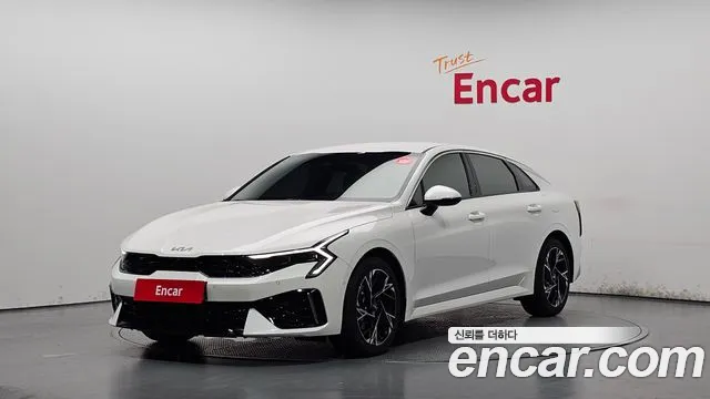 Kia K5 — экстерьер