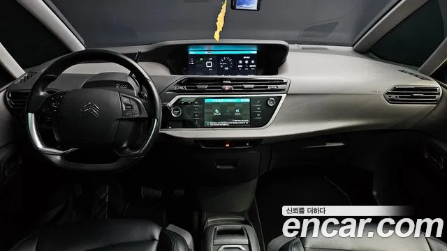 Citroën / DS C4 Picasso — интерьер
