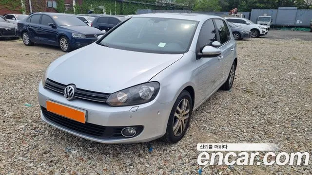 Volkswagen Golf — интерьер