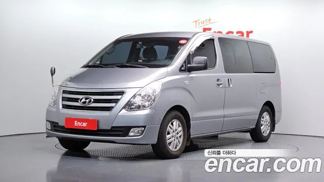 Hyundai Starex