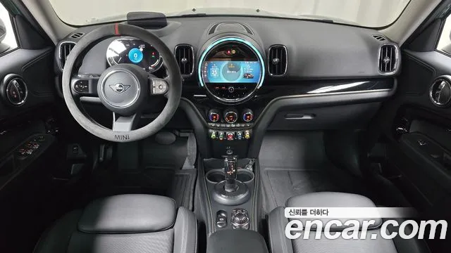 MINI Countryman — интерьер