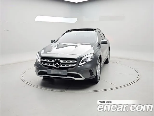Mercedes-Benz GLA-класс
