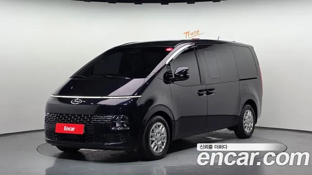 Hyundai Staria