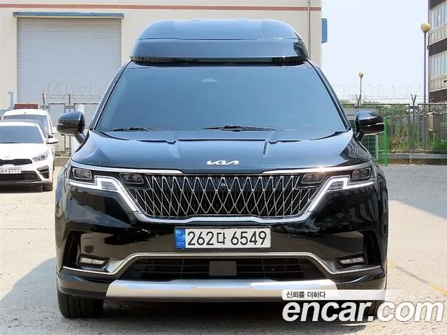 Kia Carnival — экстерьер