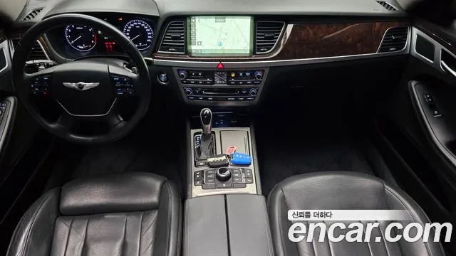 Hyundai Genesis — интерьер
