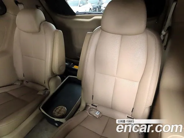 Kia Carnival — интерьер