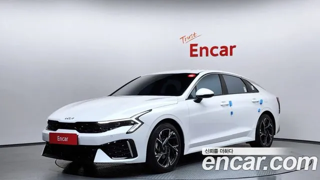 Kia K5 — экстерьер