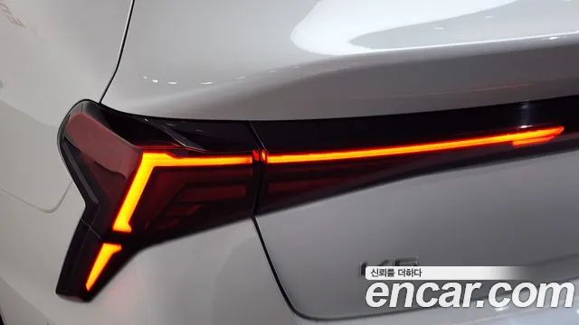 Kia K5 — интерьер