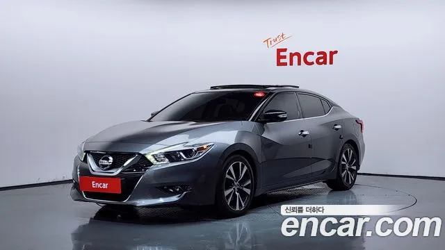 Nissan Maxima