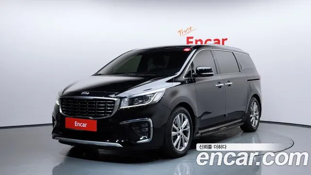 Kia Carnival — экстерьер