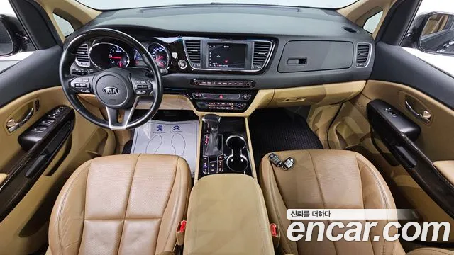 Kia Carnival — интерьер