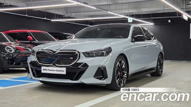 BMW i5