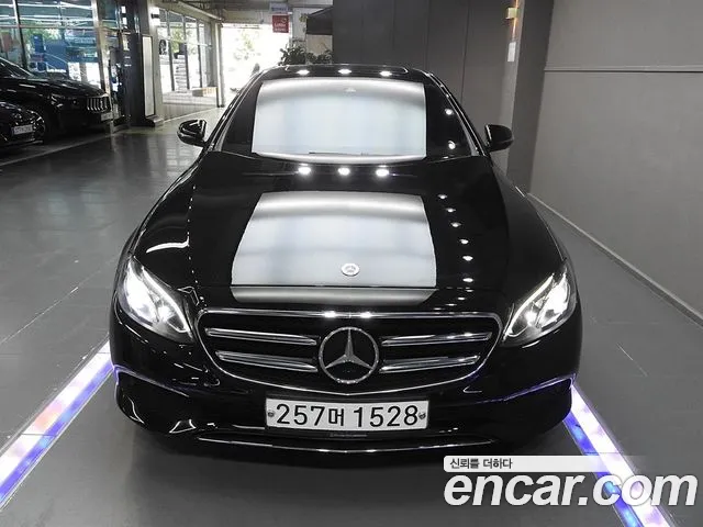 Mercedes-Benz E-класс