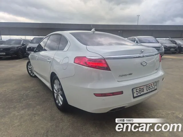 Renault Korea SM7 — интерьер