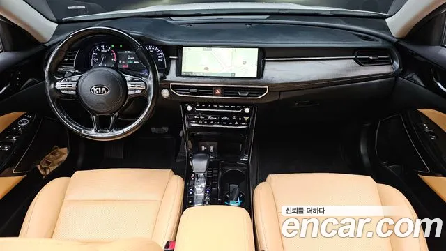 Kia K7 — интерьер