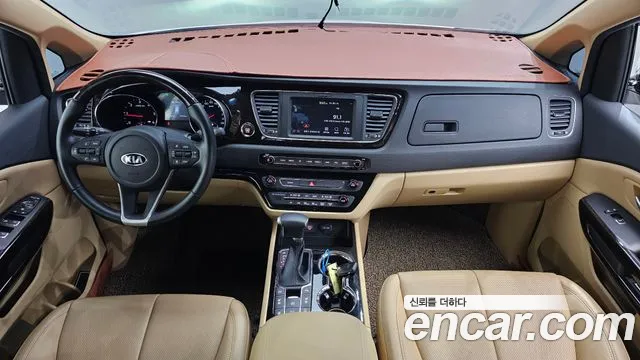 Kia Carnival — интерьер