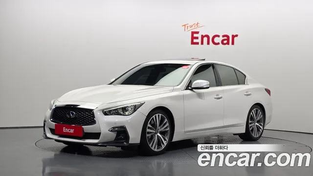 Infiniti Q50