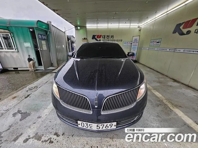 Lincoln MKS