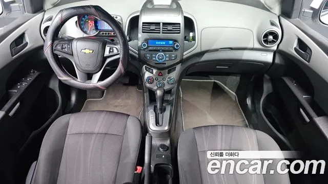 Chevrolet Korea Aveo — интерьер
