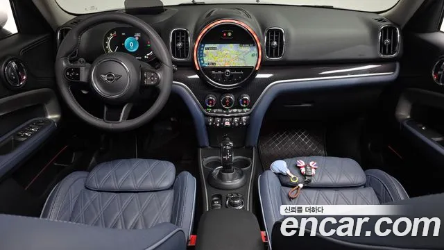 MINI Countryman — интерьер