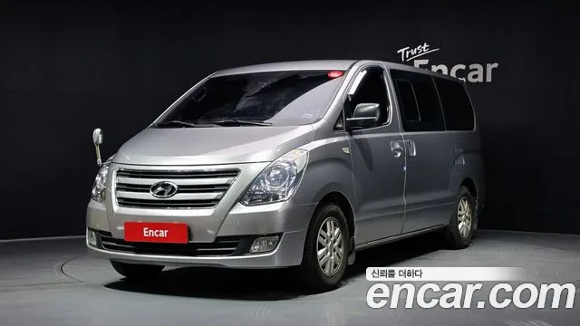 Hyundai Starex