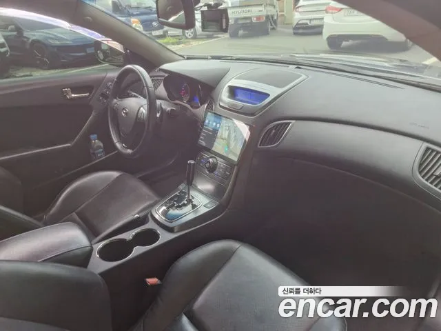 Hyundai Genesis — интерьер