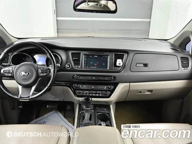 Kia Carnival — интерьер