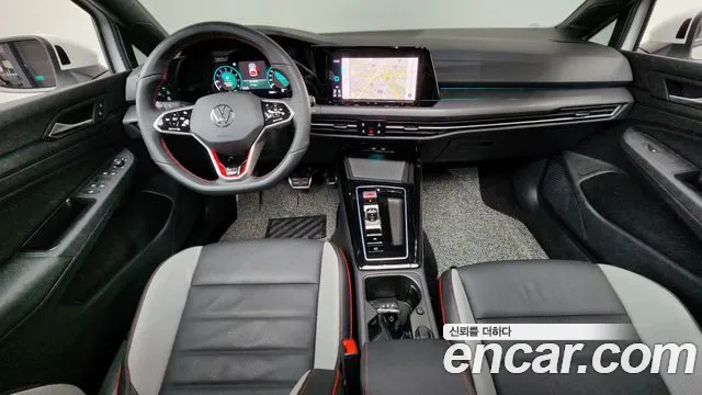 Volkswagen Golf — интерьер