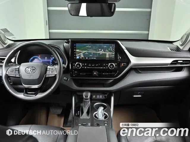 Toyota Highlander — интерьер