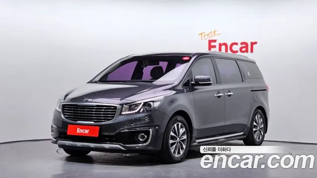 Kia Carnival — экстерьер