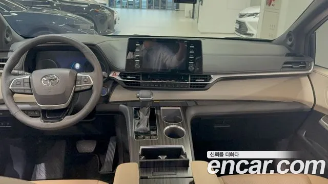 Toyota Sienna — интерьер
